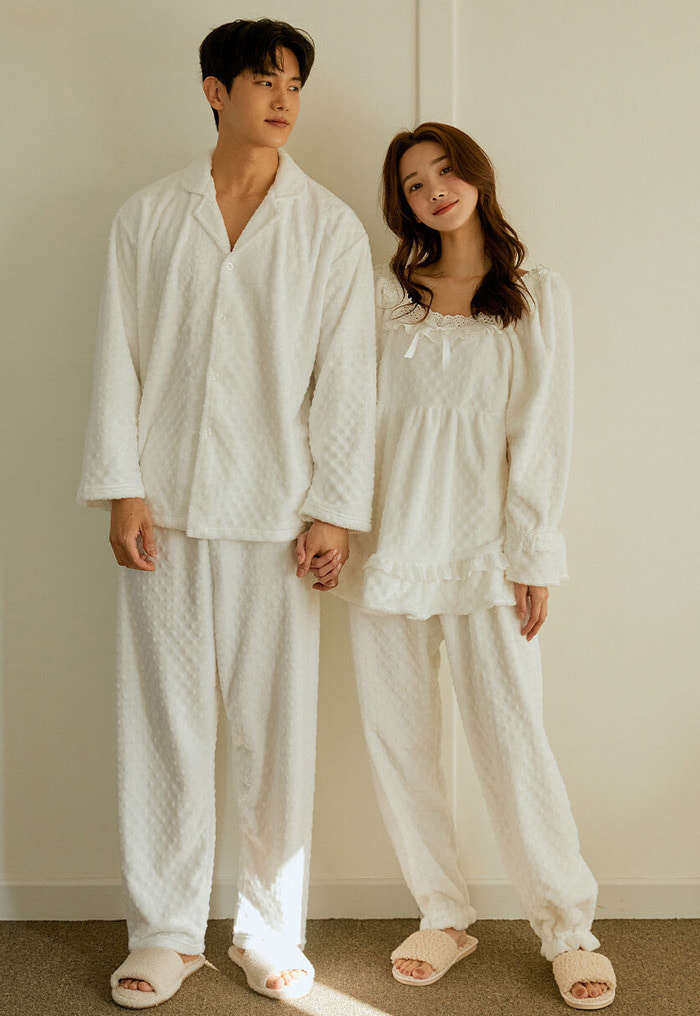 (커플) 포엠도트 엠보극세사 긴팔상하 커플잠옷