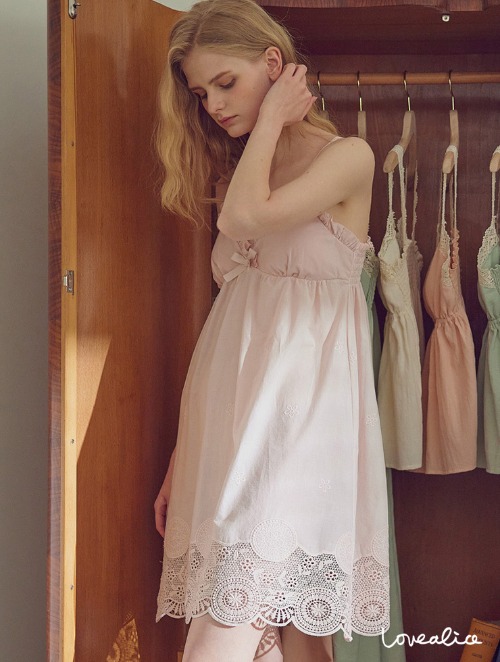 (여성) 모니카 패드내장 민소매원피스 잠옷 핑크